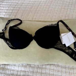 NWT La Perla 32C respuccfatale black lace bra